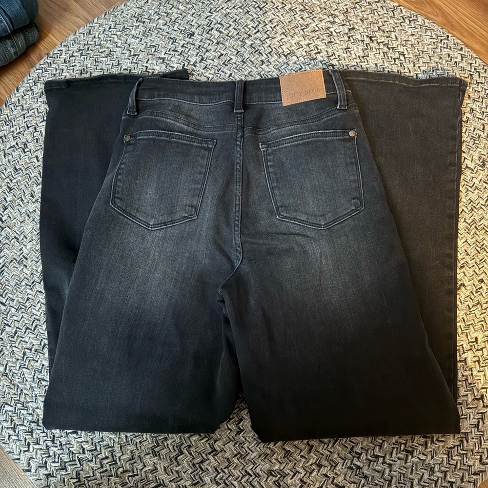 Judy Blue Dark Gray Women's Straight Leg Jeans - Picture 3 of 6
